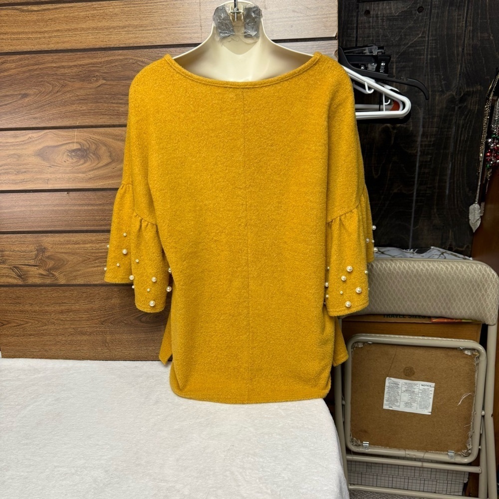 She & Sky size small oversized Mustard Bell Sleeve Top pearl accents - Picture 5 of 7
